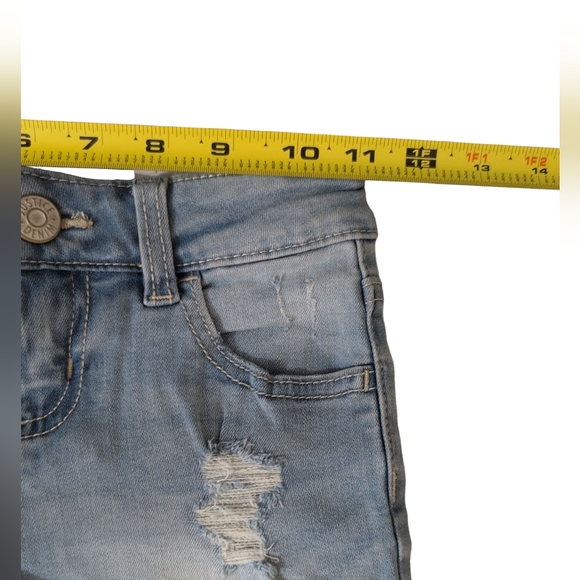 Nwt Justice Midi Denim Short Light Wash Frayed Soft Stretchy Comfy Girl Kids 7 - Picture 4 of 6